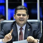 Alcolumbre anuncia sessões para discutir e votar fim da escala 6×1 